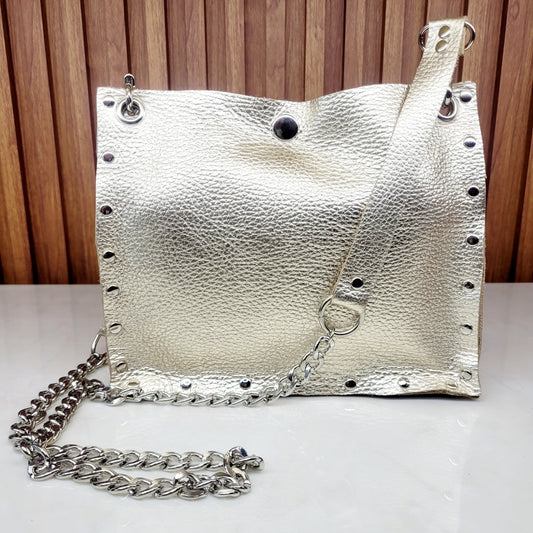Cartera dorada clara